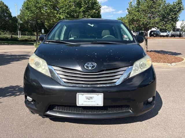 2011 Toyota Sienna 5dr 7-Pass Van V6 XLE AWD (Natl)
