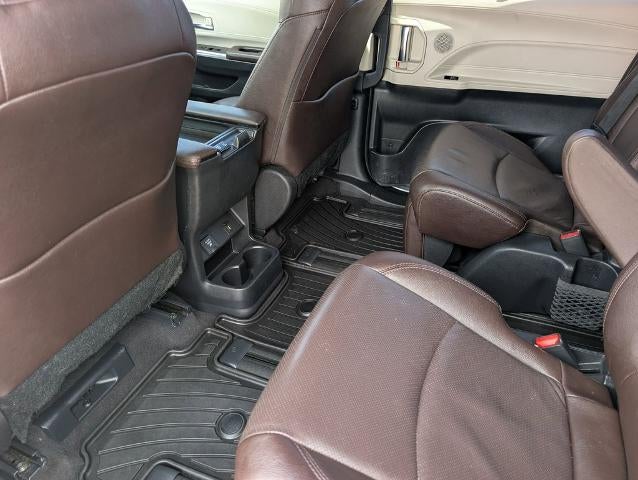 2023 Toyota Sienna Platinum AWD 7-Passenger (GS)