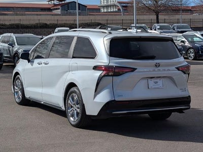 2023 Toyota Sienna Platinum AWD 7-Passenger (GS)