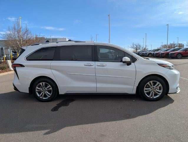 2023 Toyota Sienna Platinum AWD 7-Passenger (GS)