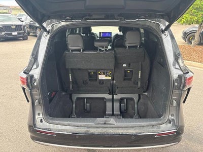 2025 Toyota Sienna Limited AWD 7-Passenger (GS)