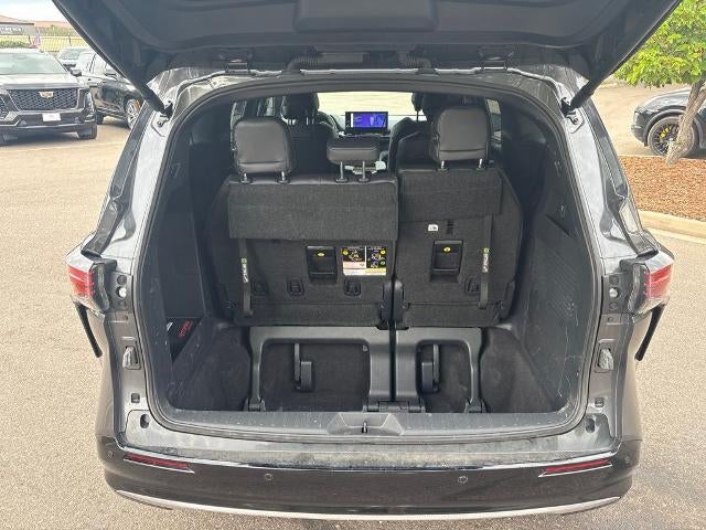 2025 Toyota Sienna Limited AWD 7-Passenger (GS)