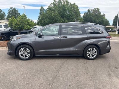 2025 Toyota Sienna Limited AWD 7-Passenger (GS)