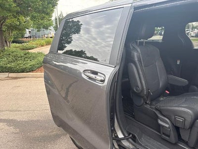2025 Toyota Sienna Limited AWD 7-Passenger (GS)