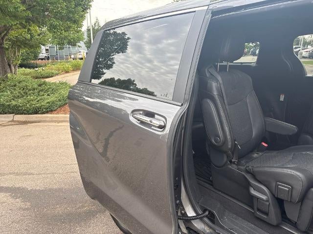 2025 Toyota Sienna Limited AWD 7-Passenger (GS)