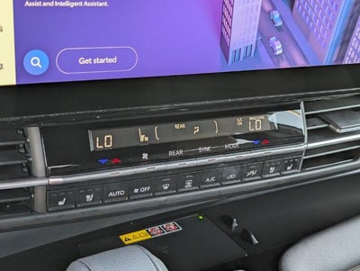 2025 Toyota Sienna Limited AWD 7-Passenger (GS)