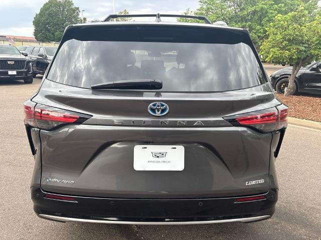 2025 Toyota Sienna Limited AWD 7-Passenger (GS)