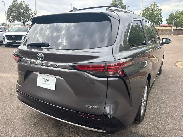 2025 Toyota Sienna Limited AWD 7-Passenger (GS)
