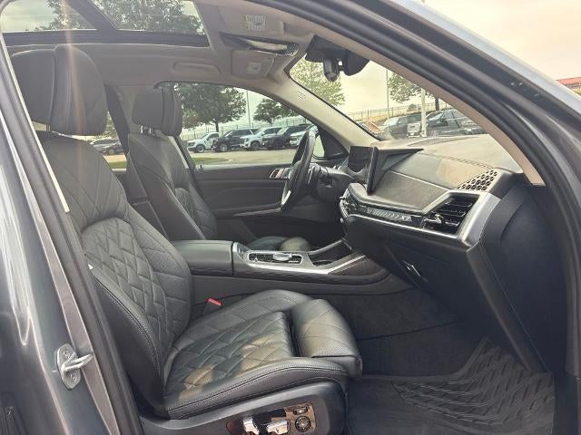 2023 BMW X7 xDrive40i Sports Activity Vehicle