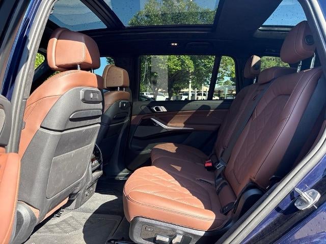 2025 BMW X7 xDrive40i Sports Activity Vehicle