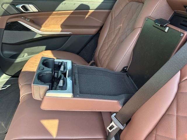 2025 BMW X7 xDrive40i Sports Activity Vehicle