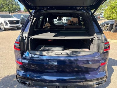 2025 BMW X7 xDrive40i Sports Activity Vehicle