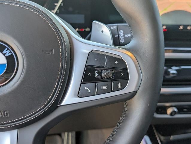 2025 BMW X7 xDrive40i Sports Activity Vehicle
