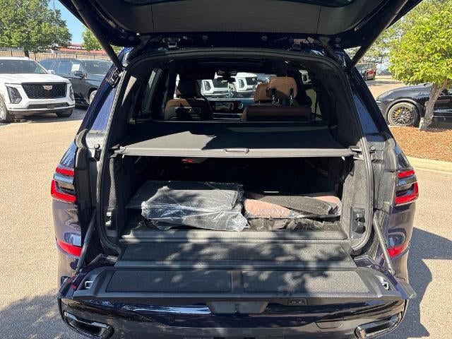 2025 BMW X7 xDrive40i Sports Activity Vehicle