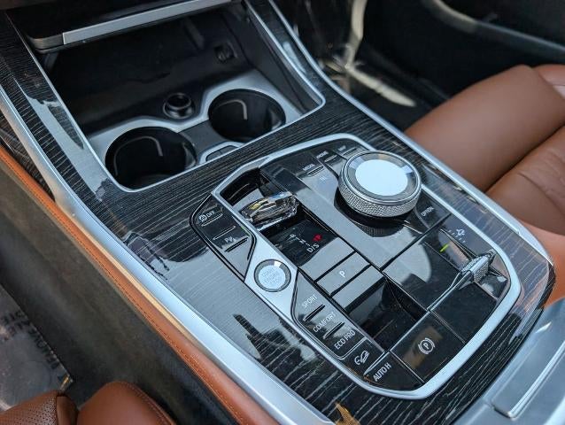 2023 BMW X7 xDrive40i Sports Activity Vehicle