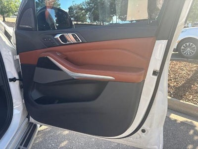 2023 BMW X7 xDrive40i Sports Activity Vehicle