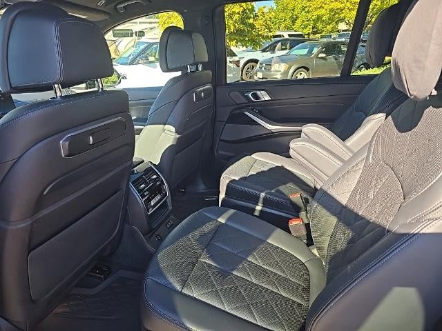 2023 BMW X7 xDrive40i Sports Activity Vehicle