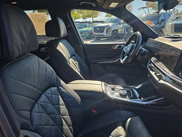2023 BMW X7 xDrive40i Sports Activity Vehicle