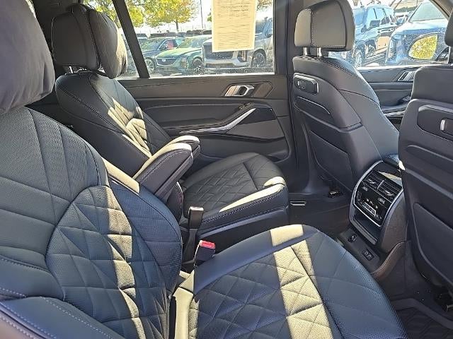 2023 BMW X7 xDrive40i Sports Activity Vehicle