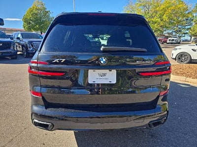 2023 BMW X7 xDrive40i Sports Activity Vehicle