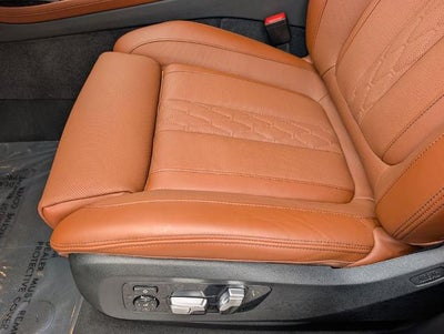 2026 BMW X7 M60i Sports Activity Vehicle