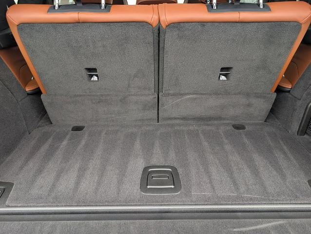 2026 BMW X7 M60i Sports Activity Vehicle