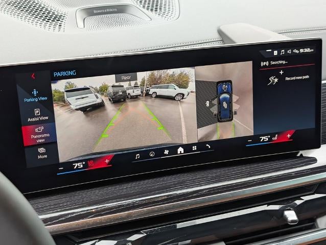 2026 BMW X7 M60i Sports Activity Vehicle