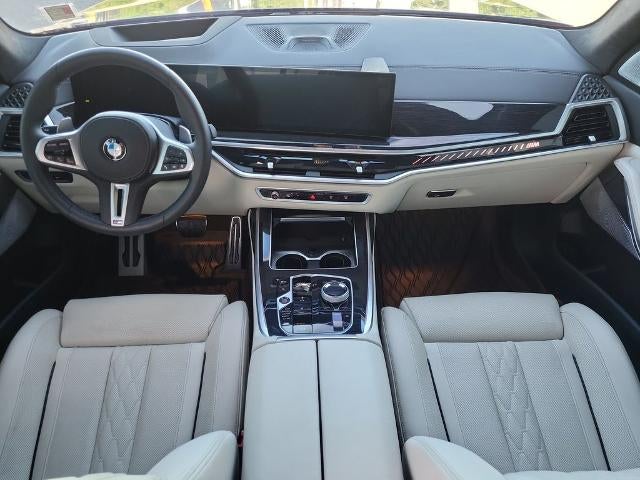 2026 BMW X7 M60i Sports Activity Vehicle