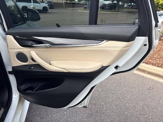 2016 BMW X5 xDrive50i AWD 4dr SAV
