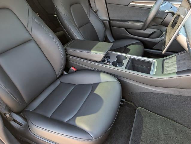 2023 Tesla Model 3 RWD