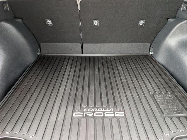 2024 Toyota Corolla Cross LE 4WD (Natl)
