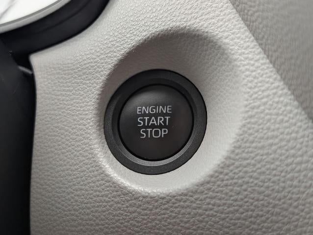 2024 Toyota Corolla Cross LE 4WD (Natl)