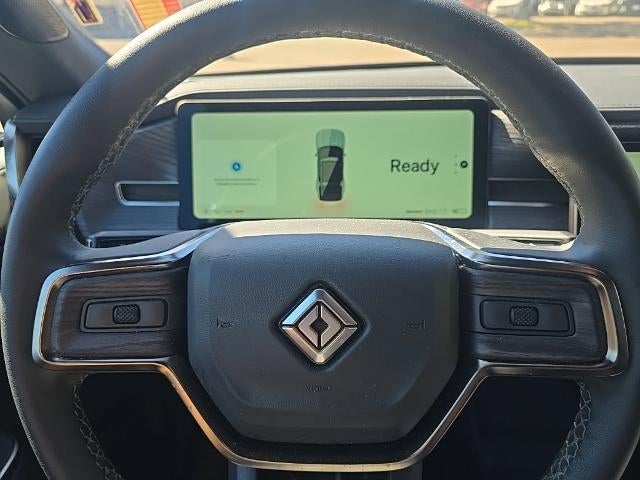 2023 Rivian R1S Adventure Dual-Motor Standard Pack