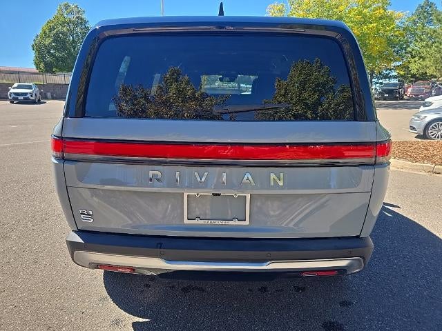 2023 Rivian R1S Adventure Dual-Motor Standard Pack