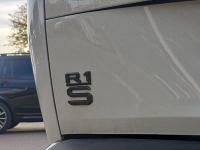 2025 Rivian R1S Adventure Dual-Motor Standard Pack