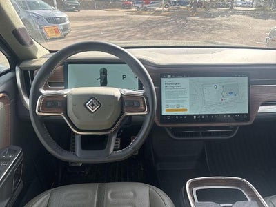 2024 Rivian R1S Adventure Dual-Motor Standard+ Pack