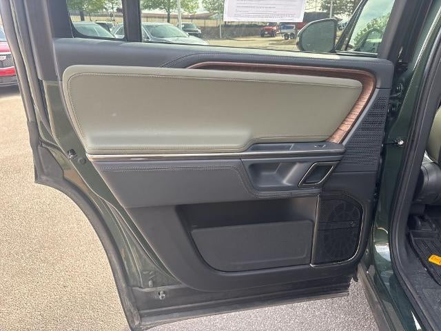 2024 Rivian R1S Adventure Dual-Motor Standard+ Pack