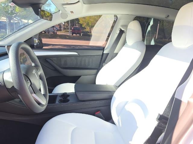 2023 Tesla Model Y Performance AWD