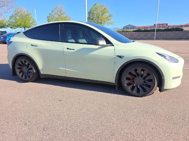 2023 Tesla Model Y Performance AWD