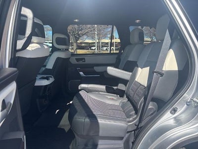 2024 Toyota Sequoia Capstone 4WD (Natl)