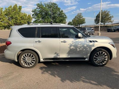 2017 INFINITI QX80 AWD