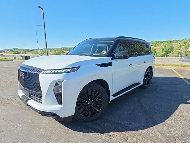 2026 INFINITI QX80 LUXE AWD