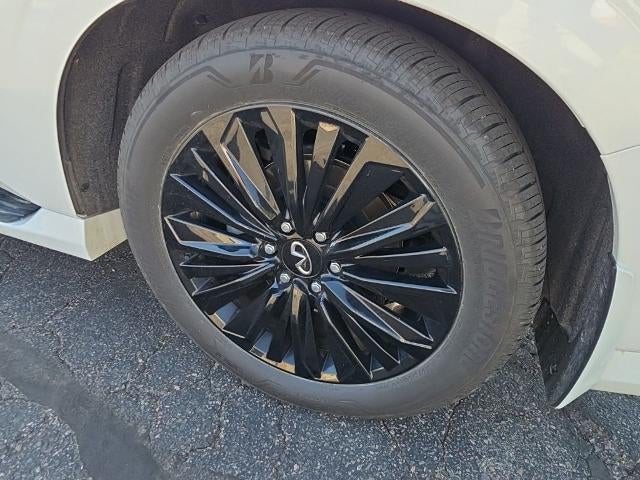 2026 INFINITI QX80 LUXE AWD