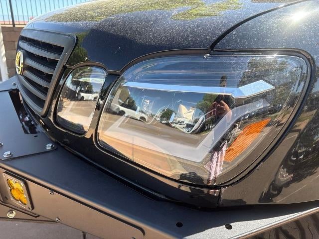 1999 Lexus LX 470 Luxury SUV 