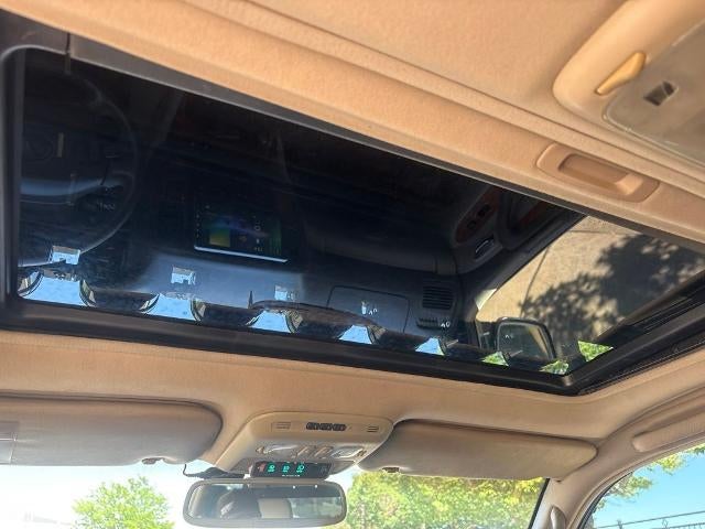 1999 Lexus LX 470 Luxury SUV 