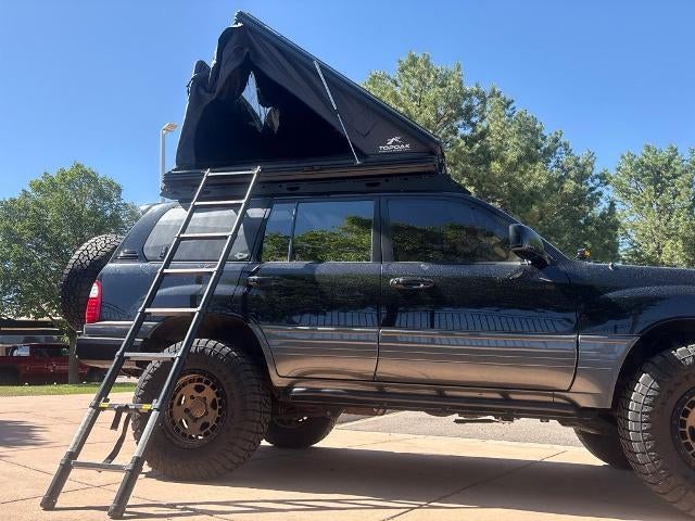 1999 Lexus LX 470 Luxury SUV 
