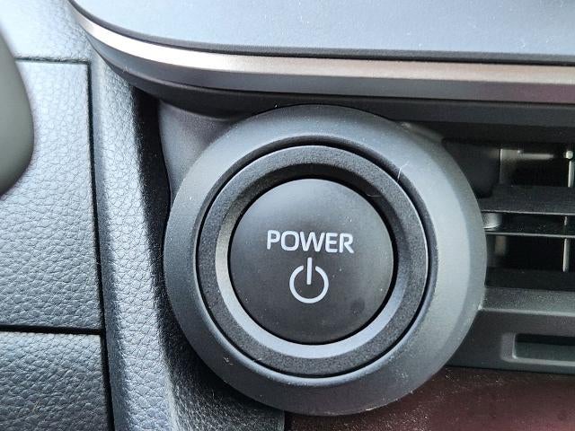 2026 Toyota Prius Plug-In Hybrid SE (Natl)