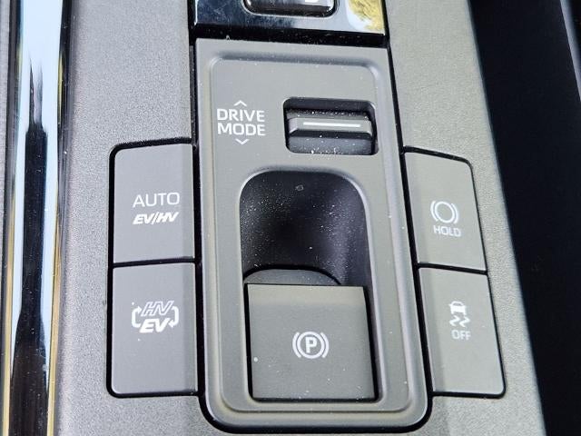 2026 Toyota Prius Plug-In Hybrid SE (Natl)