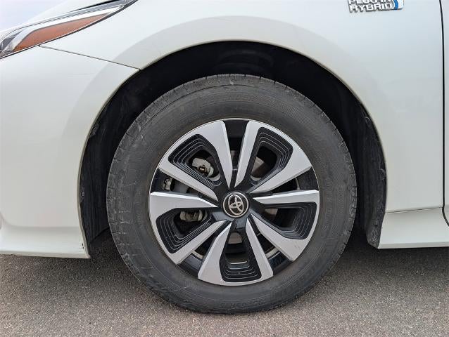 2017 Toyota Prius Prime Premium (Natl)