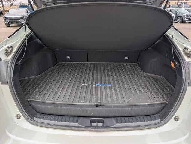 2017 Toyota Prius Prime Premium (Natl)